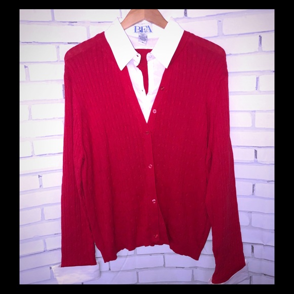 Red sweater with white cuffs plus sz 2X - Picture 1 of 2